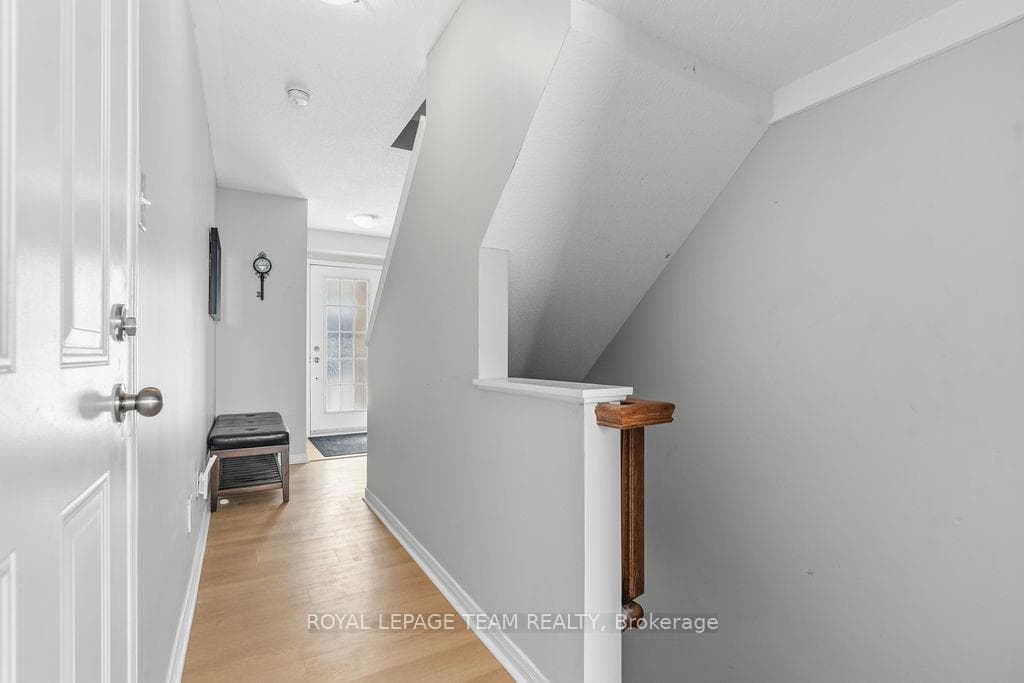 402 SADAR Private photo 8