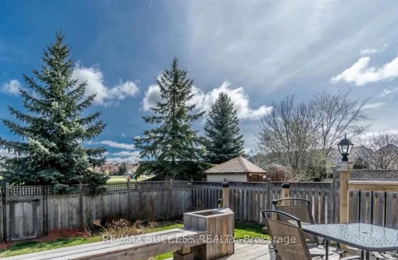 5847 Summerside Drive photo 2