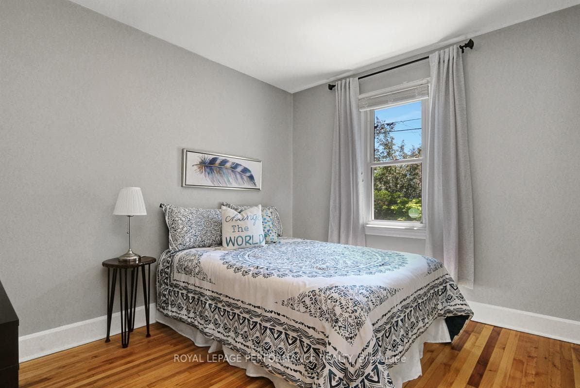 122 Vachon Avenue photo 21