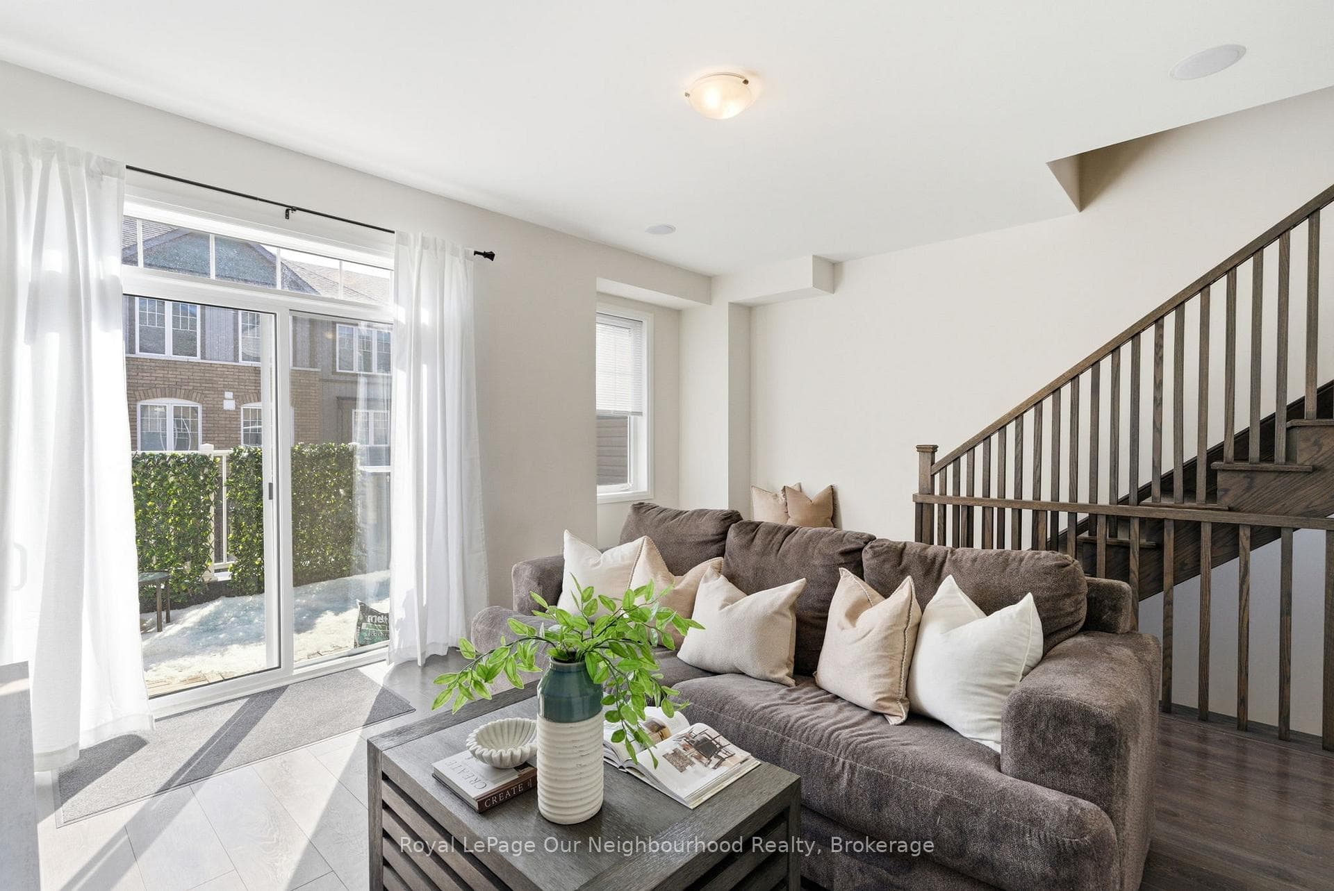 818 Atwater Path photo 16
