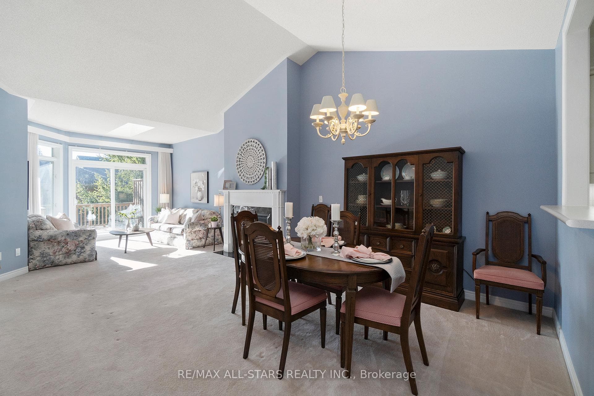 81 Celebrity Greens Way photo 8