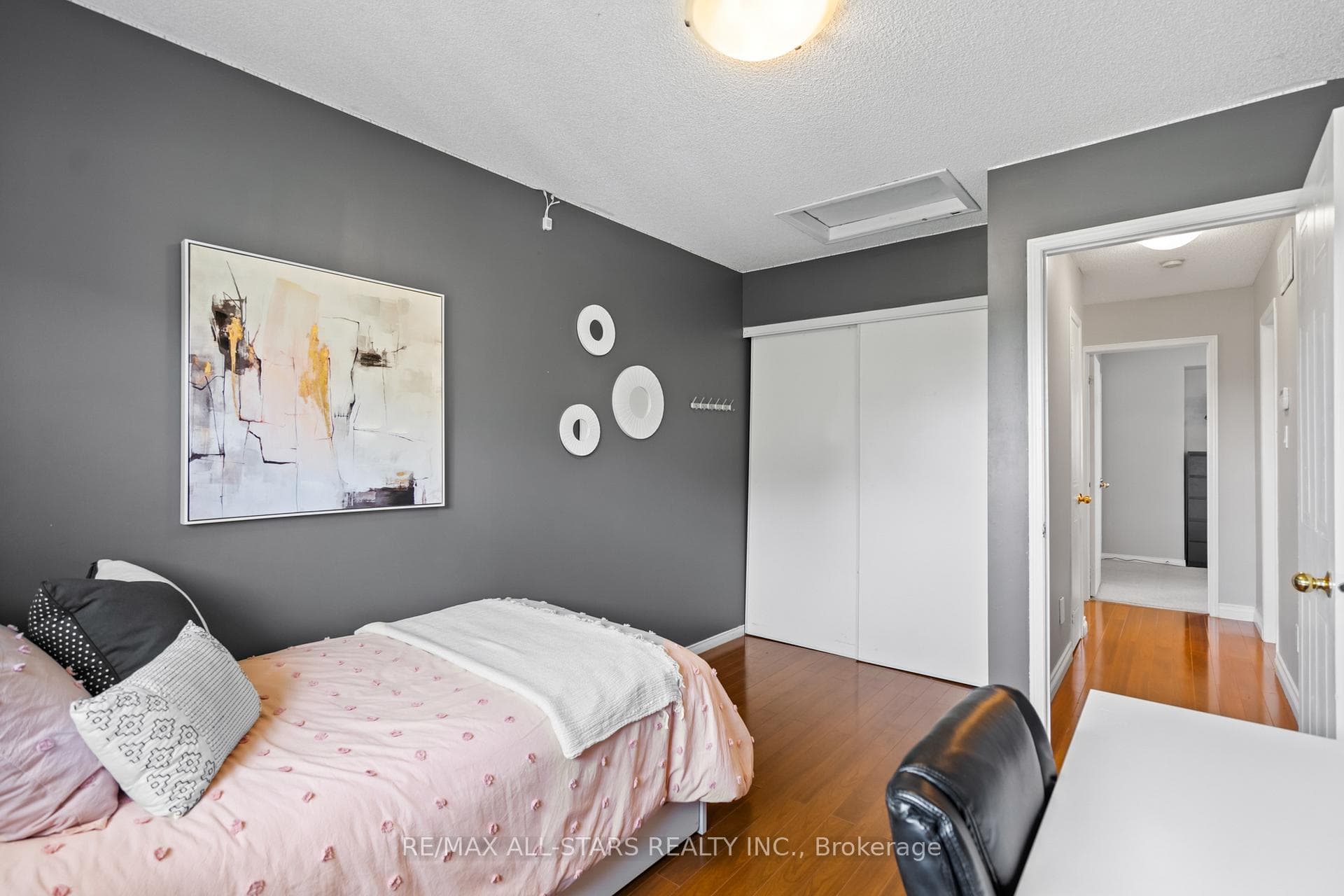 83 Lorne Street photo 23