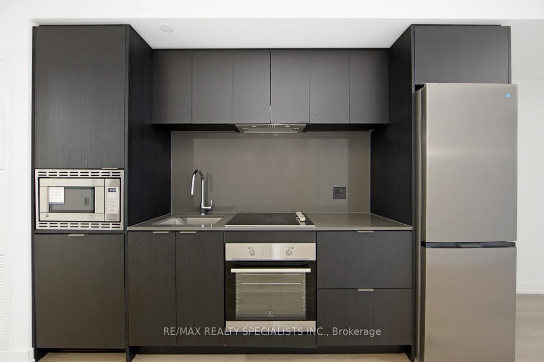 1 JARVIS Street Unit 1401 photo 8