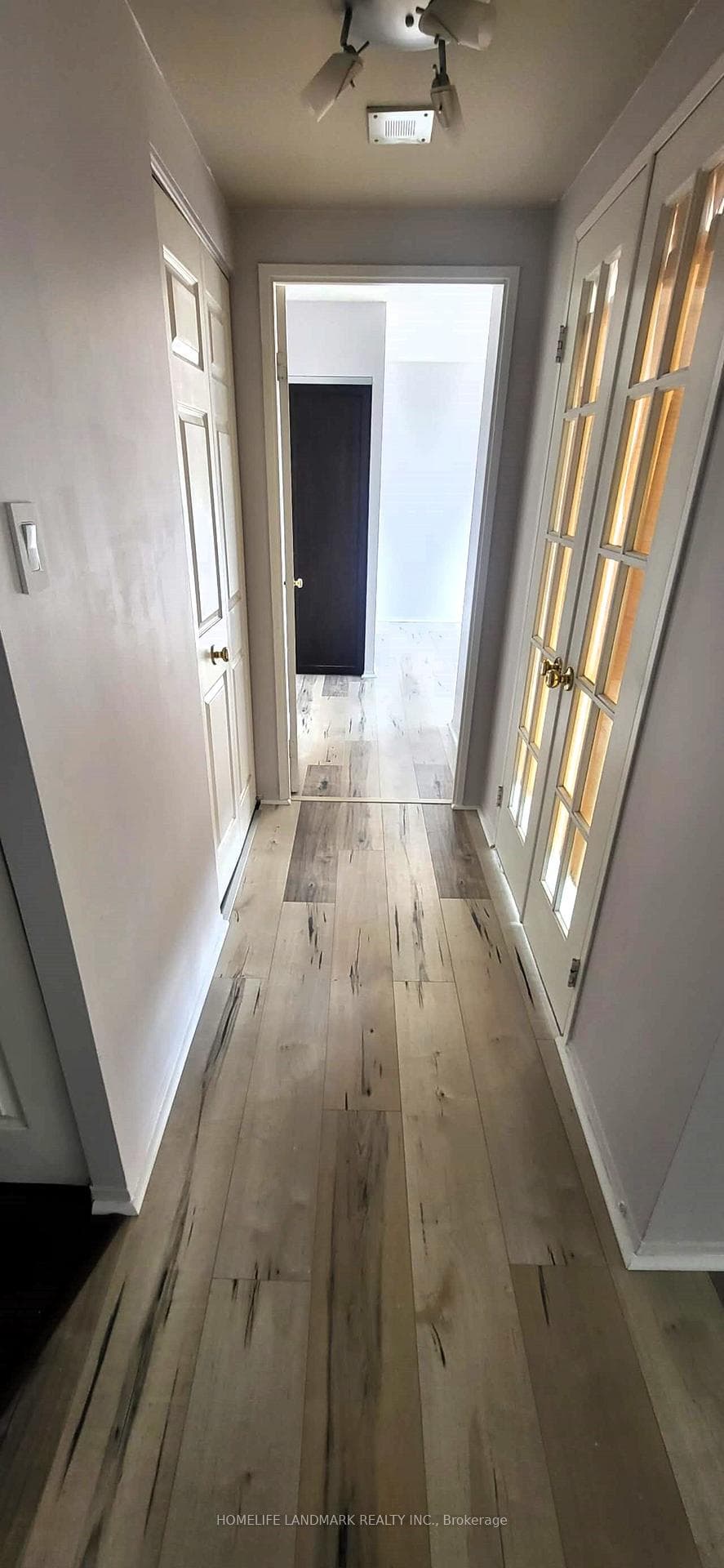 55 Elm Drive Unit 2014 photo 16