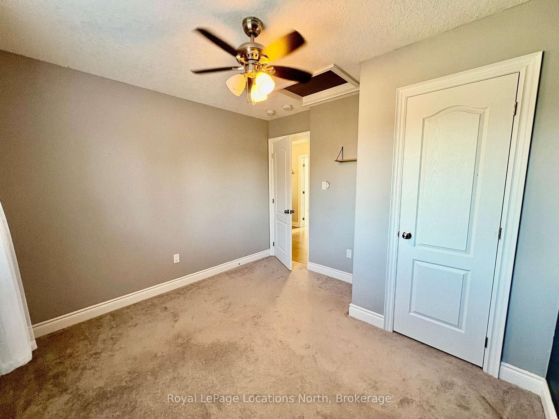 74 Garbutt Crescent photo 14