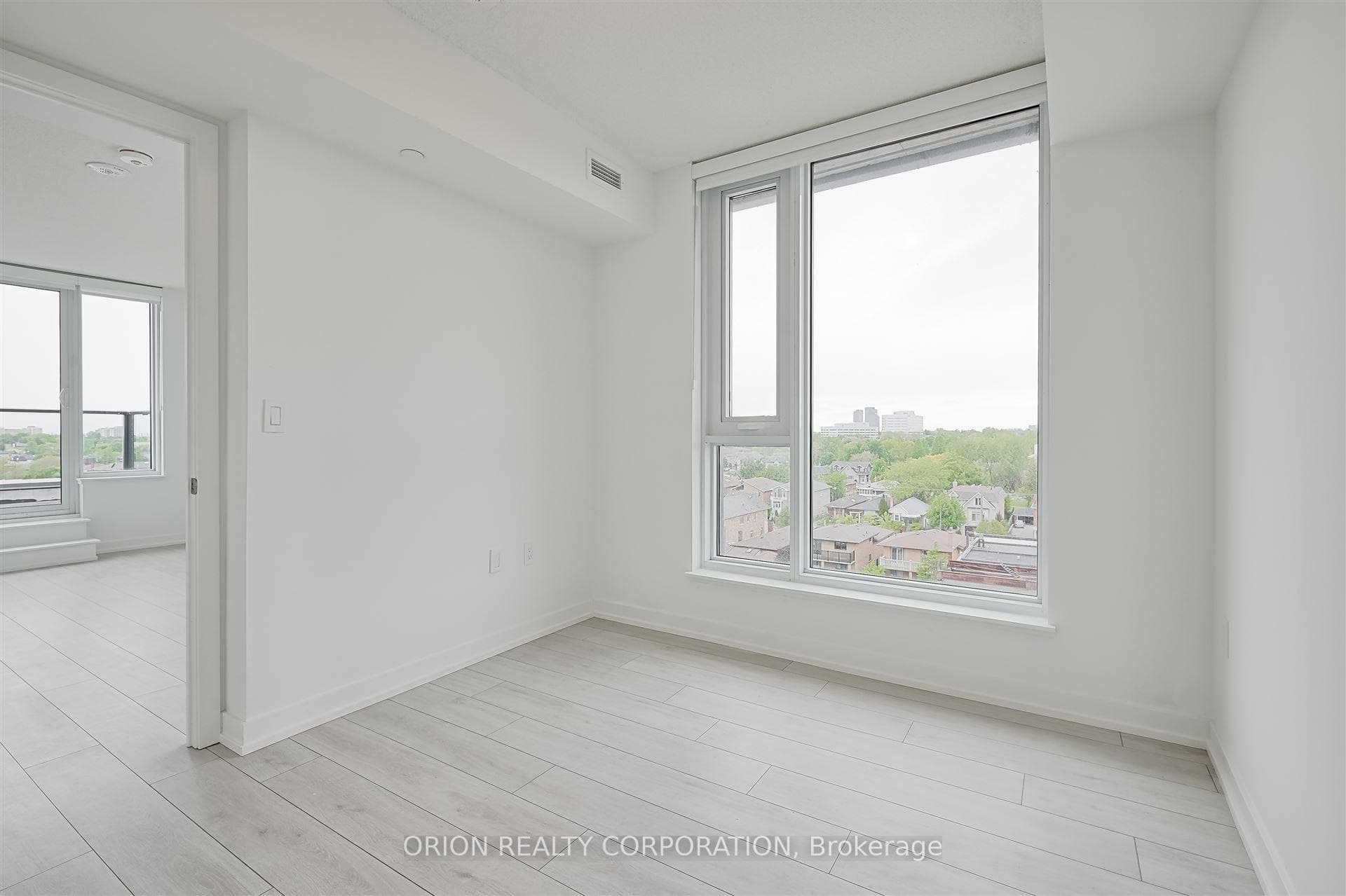 556 Marlee Avenue Unit 722 photo 20