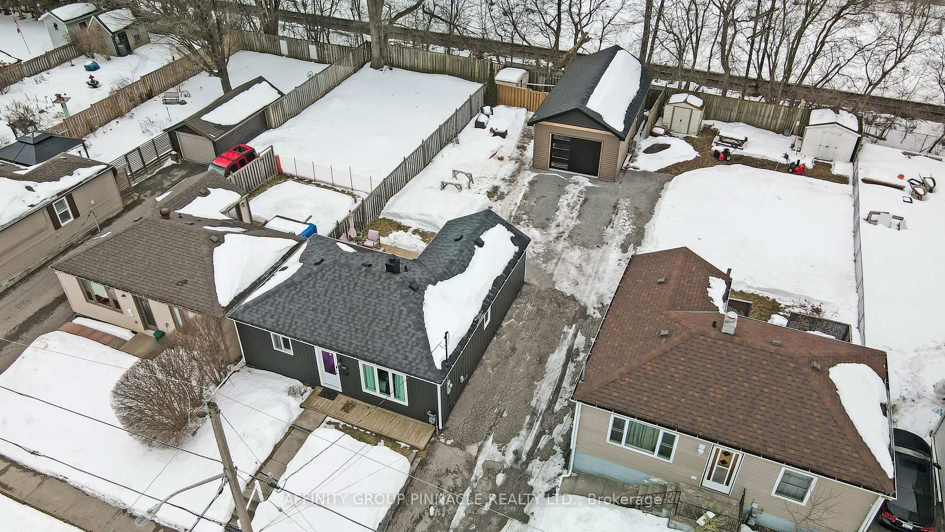 199 Marquette Avenue photo 3