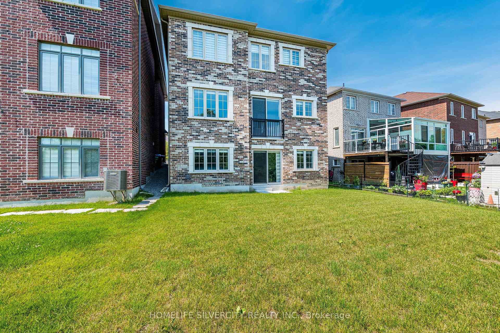 33 Rainbrook Close photo 49