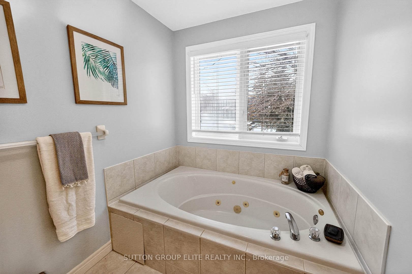 11 Elderberry Lane photo 30