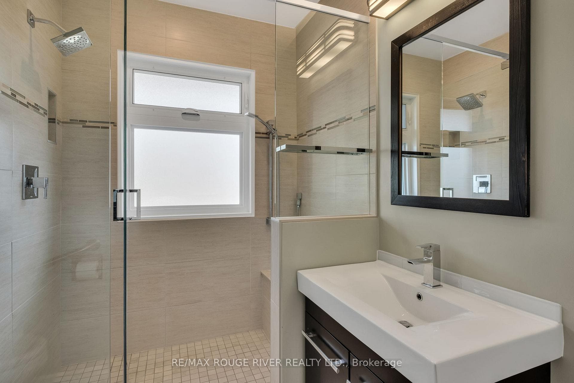 81 Henry Street photo 22