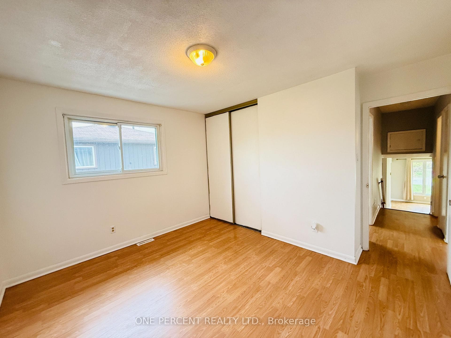 18 Courtice Crescent photo 22