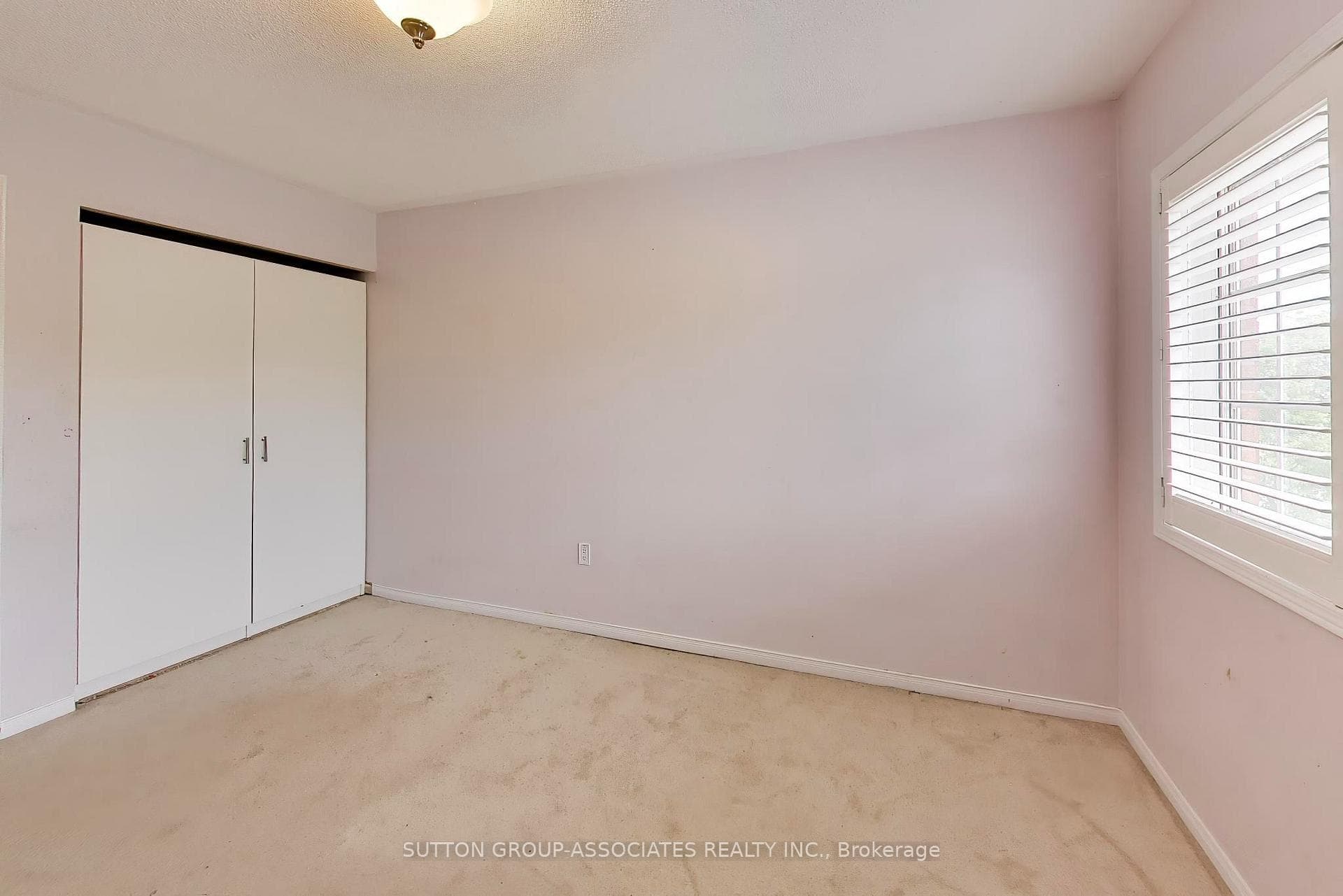 6321 Amber Glen Drive photo 19