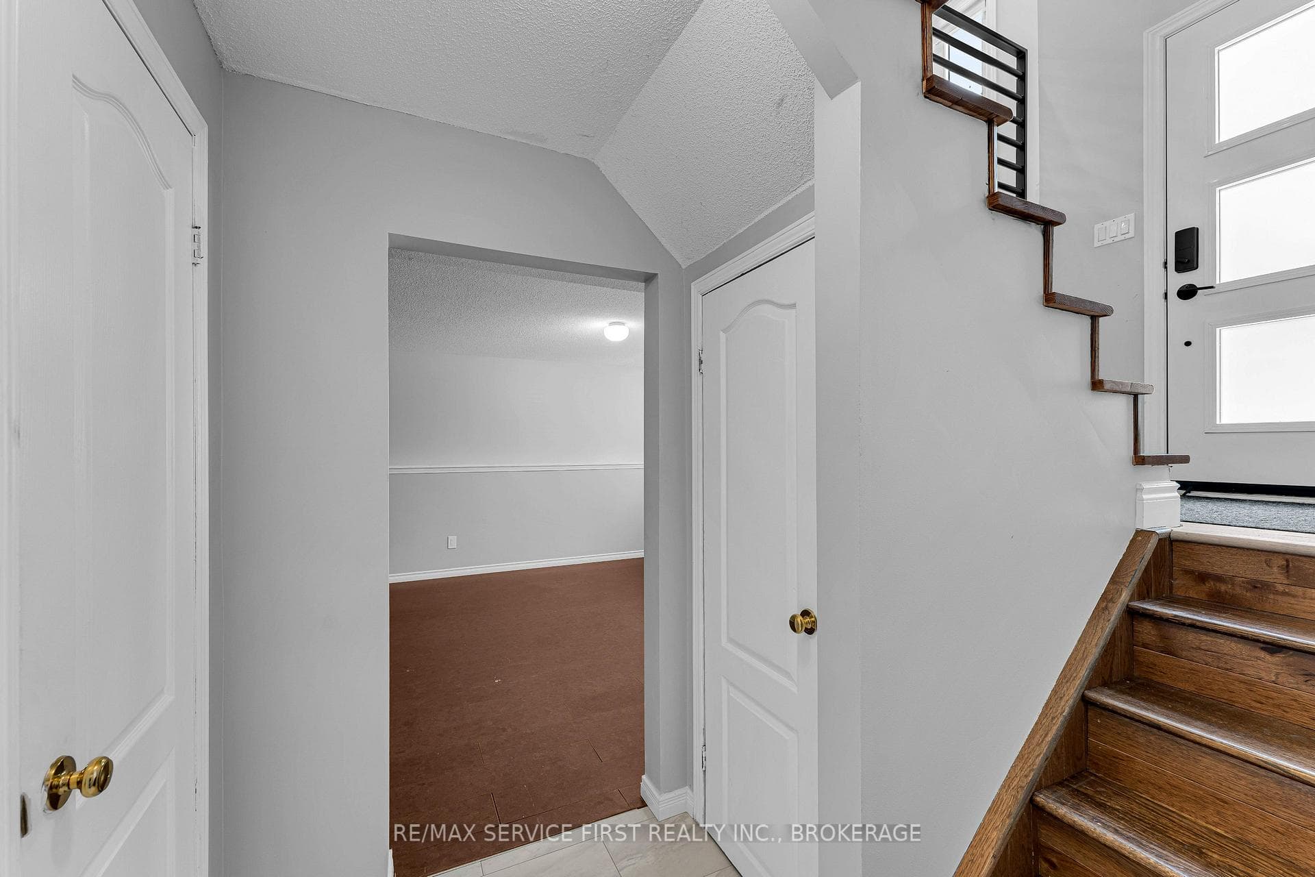 19 Heritage Drive photo 27