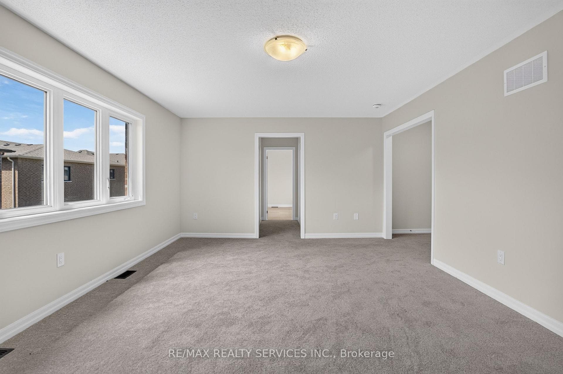 244 Warden Street photo 35