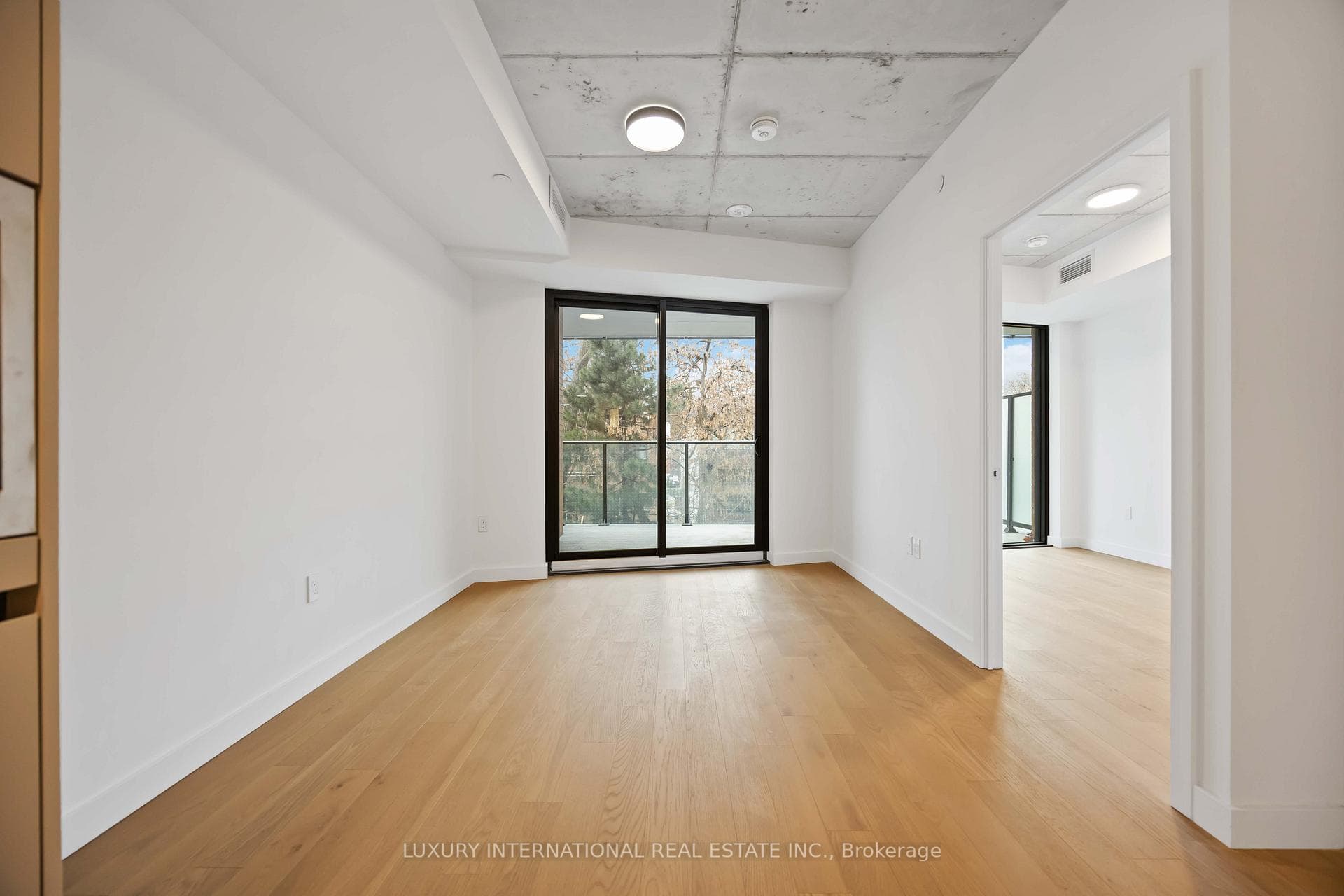1720 Bayview Avenue Unit 320 photo 20
