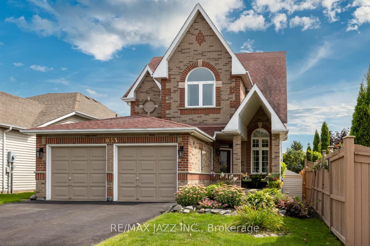 1035 Beatrice Street photo 1