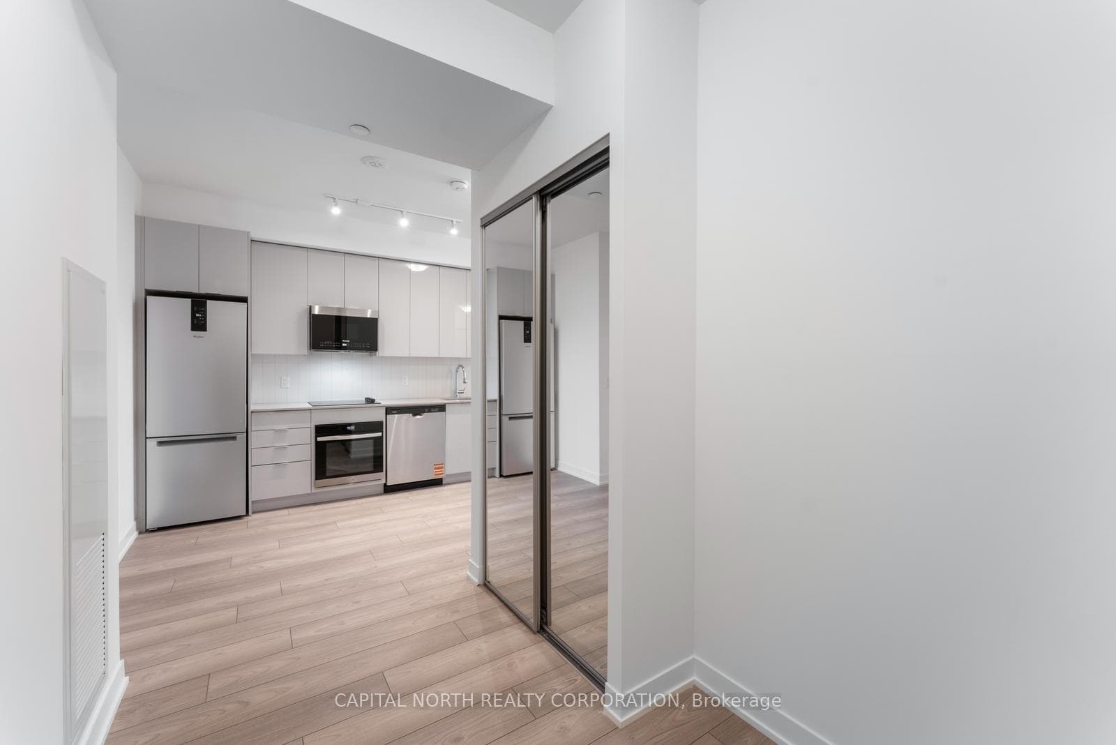 474 Caldari Road Unit 2106 photo 20