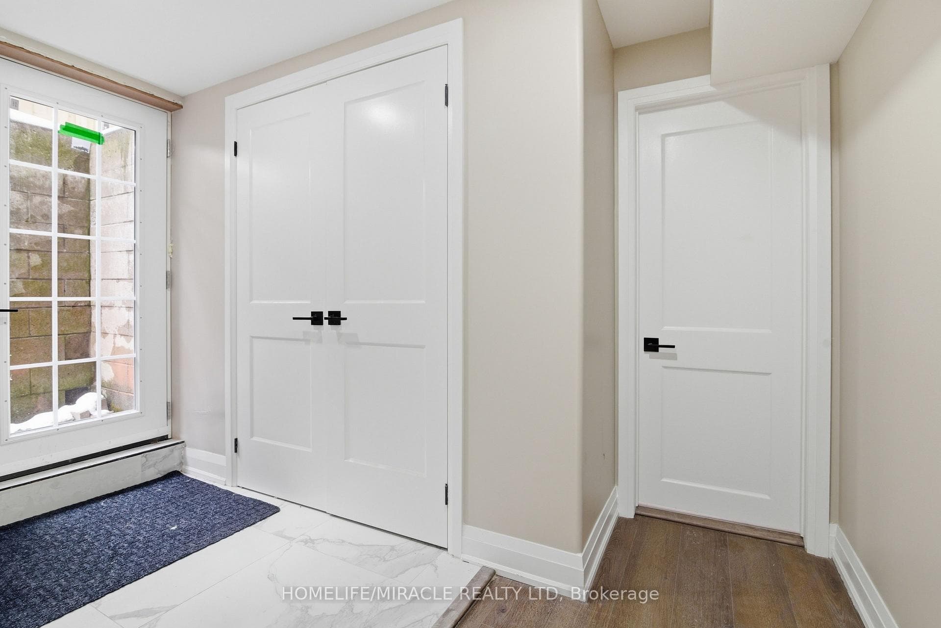 30 Malvern Court photo 2