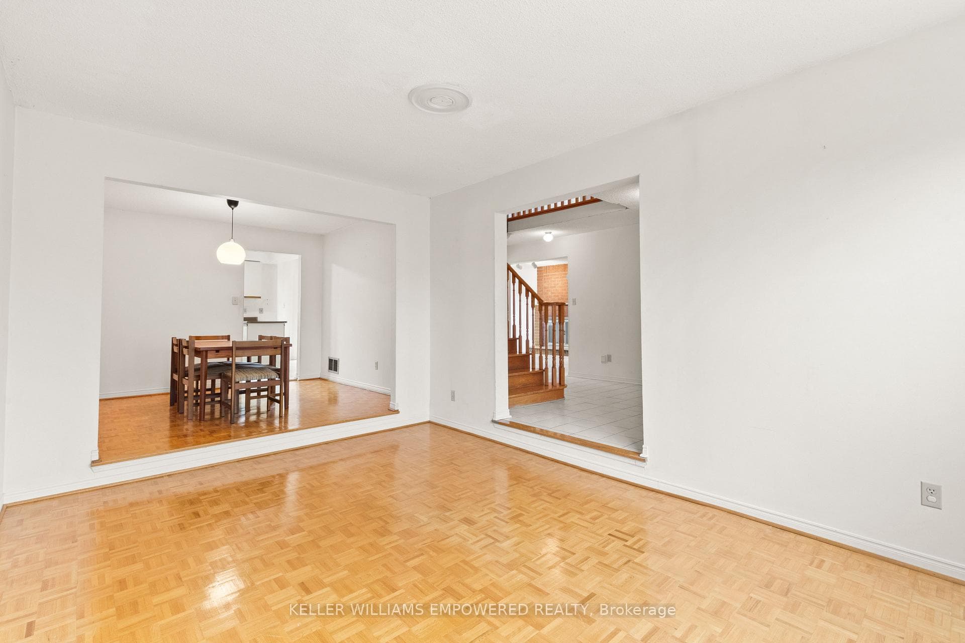 53 Anthony Lane photo 7