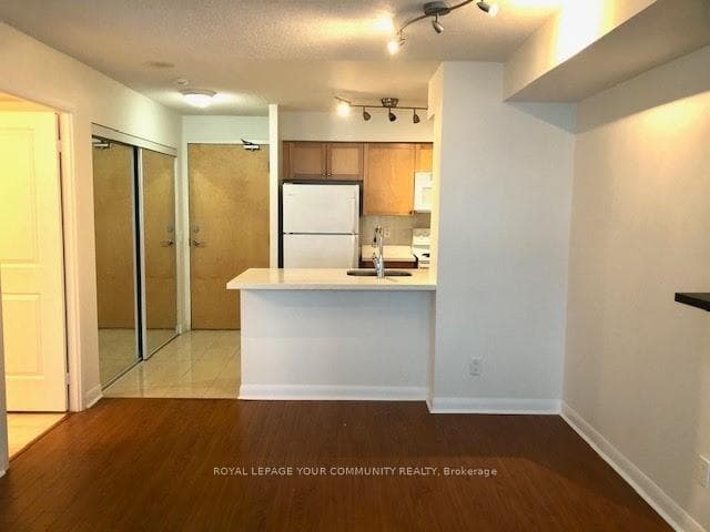 4968 yonge Street Unit 2912 photo 3