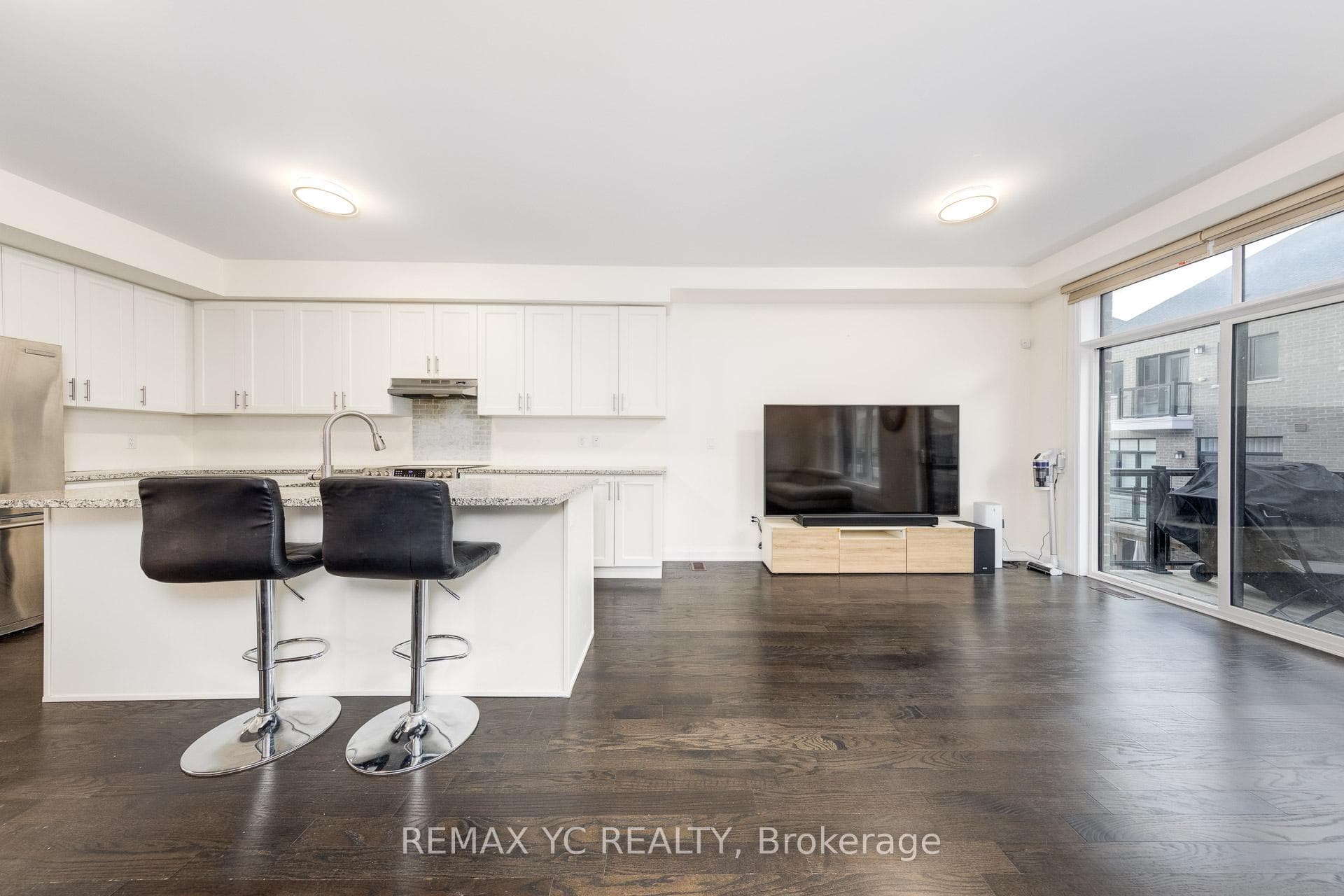 33 Duncombe Lane photo 18