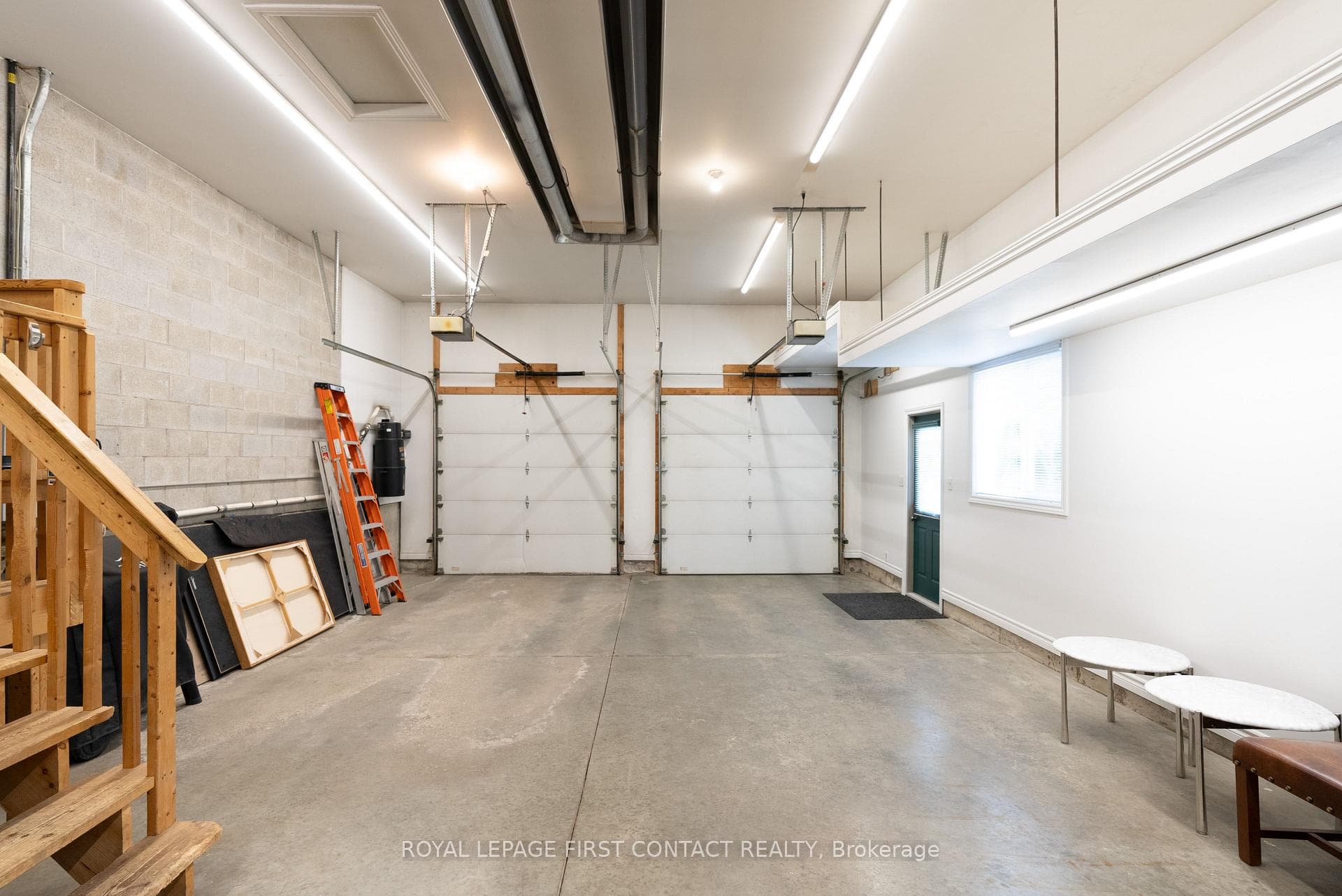 Massive Heated Garage 20x 40