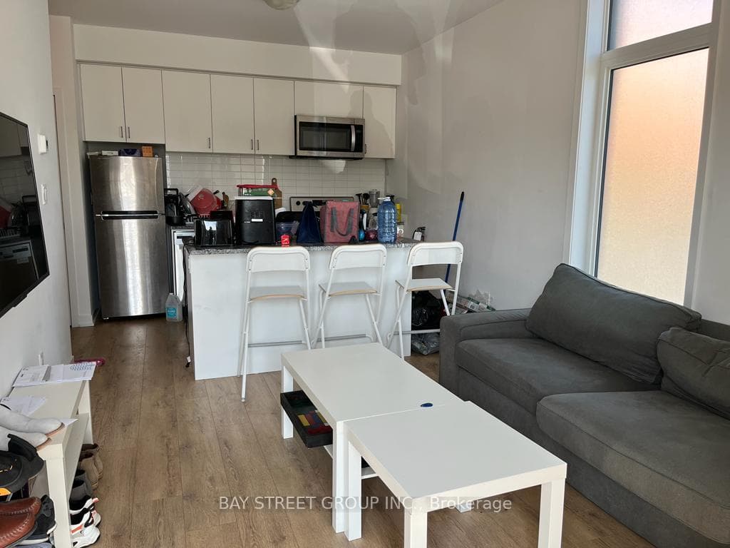 1760 Simcoe Street Unit 96C photo 4
