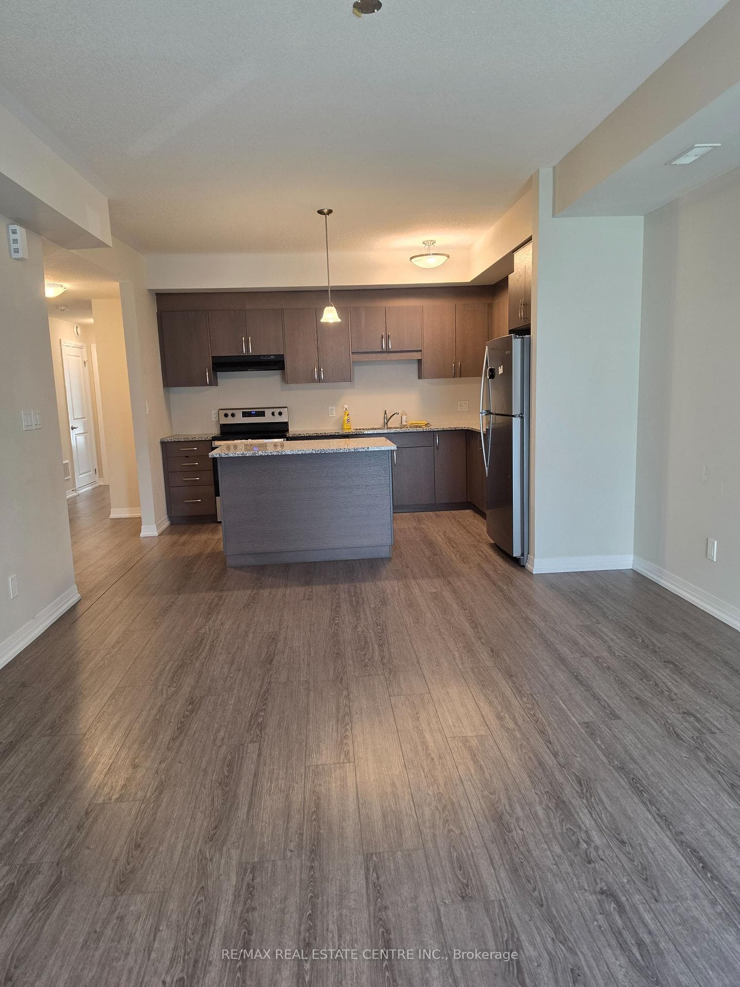 261 Woodbine Ave Avenue Unit A72 photo 3