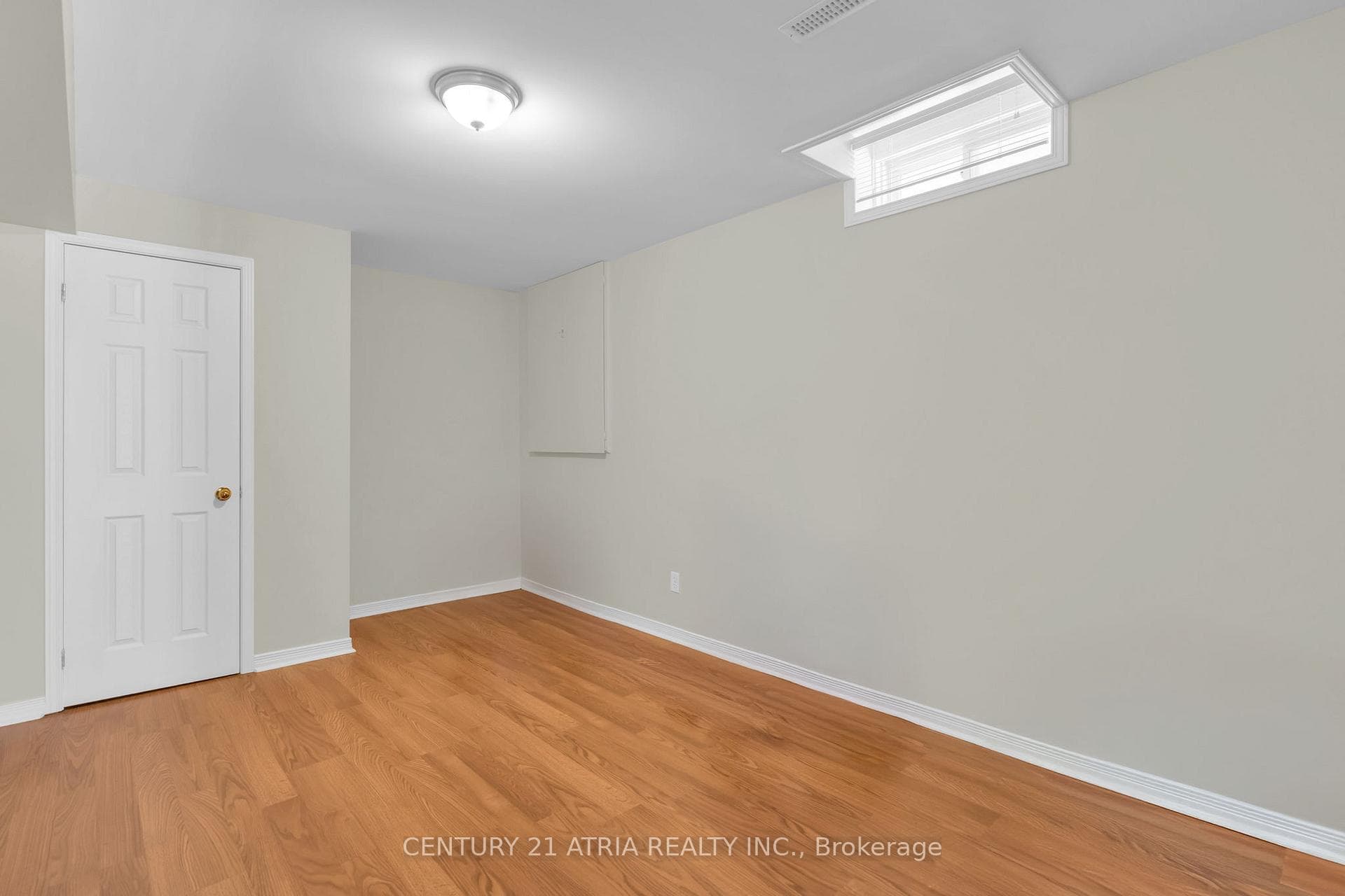 21 Woodstone Avenue photo 43