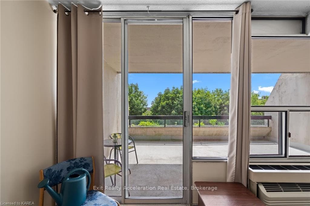 50 RICHMOND Street Unit 224 photo 32
