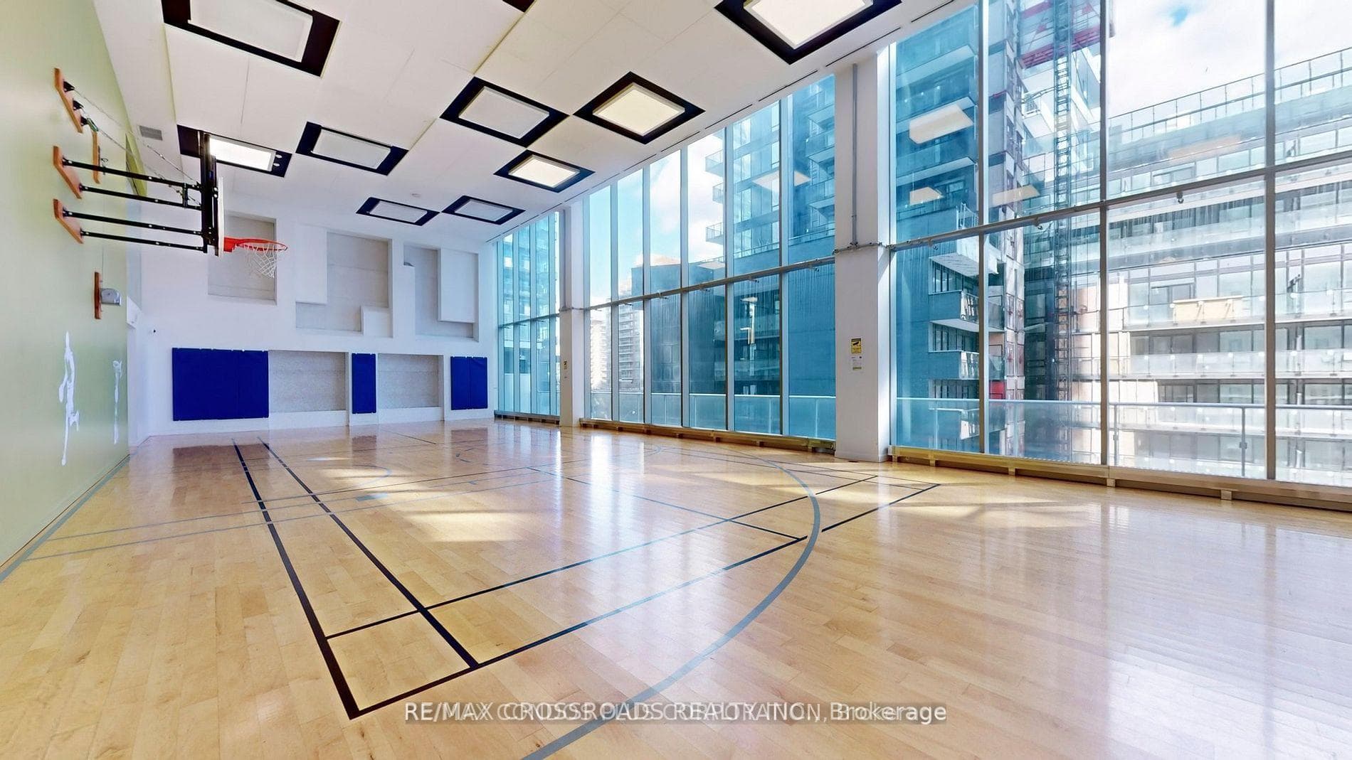 195 Redpath Avenue Unit 2301 photo 35