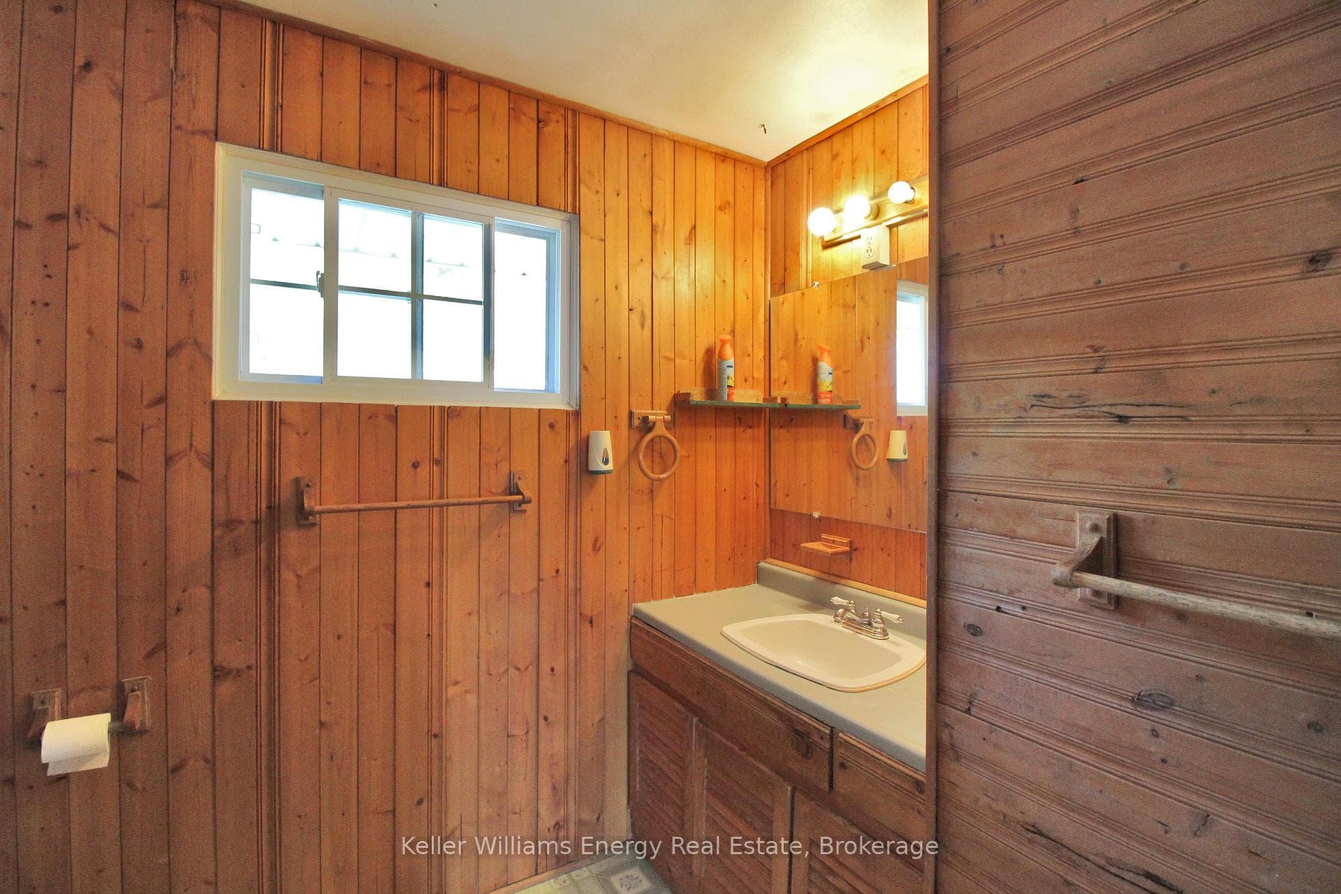 630 Buchan Avenue photo 18