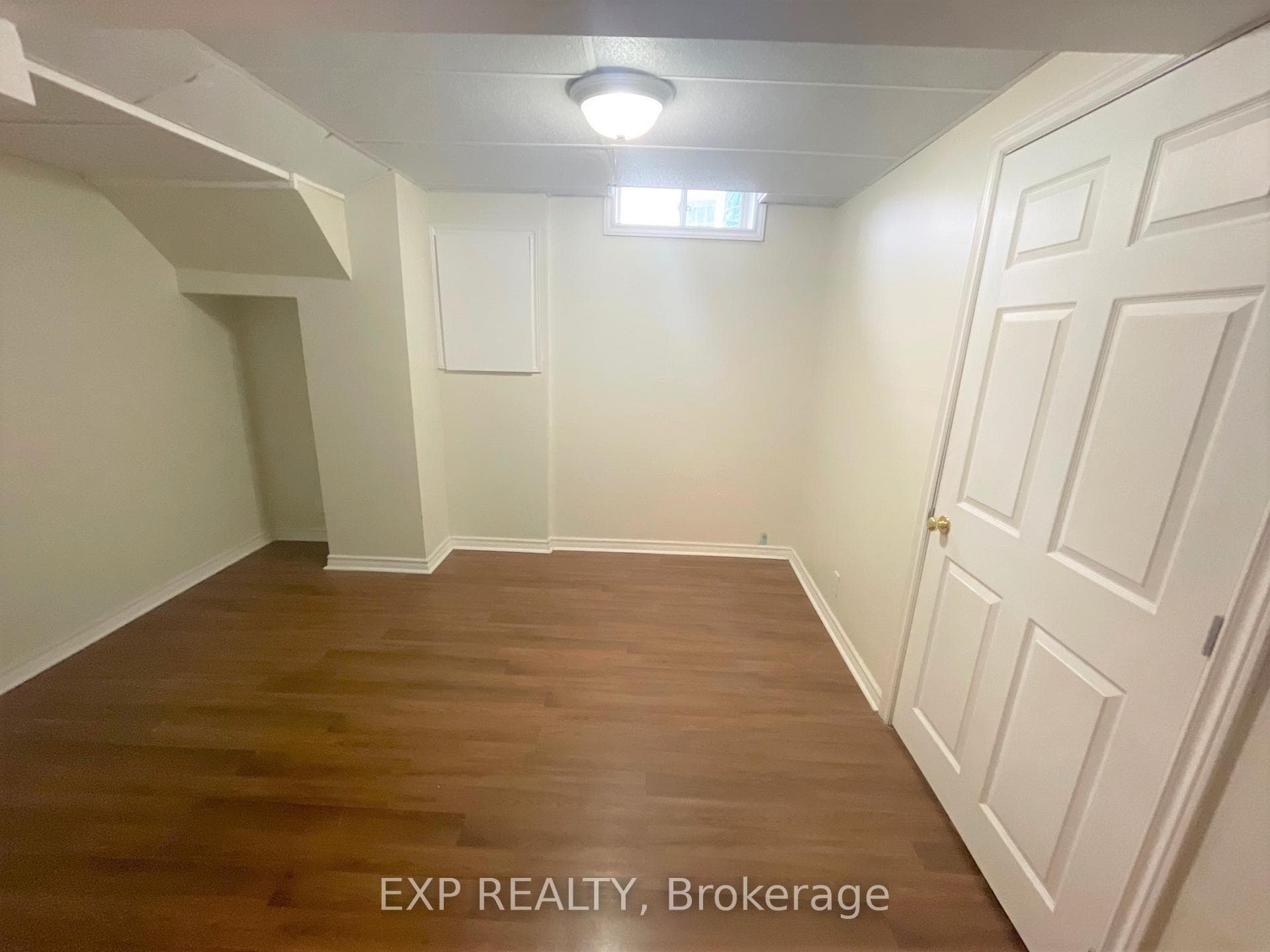 63 Beacon Way photo 34