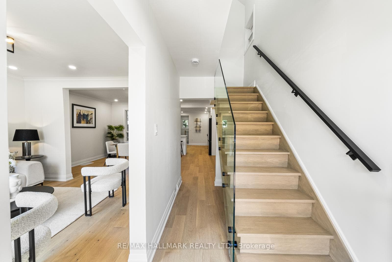 50 Watson Avenue photo 3