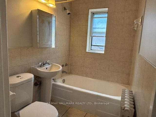 111 Oriole Parkway Unit 306 photo 8