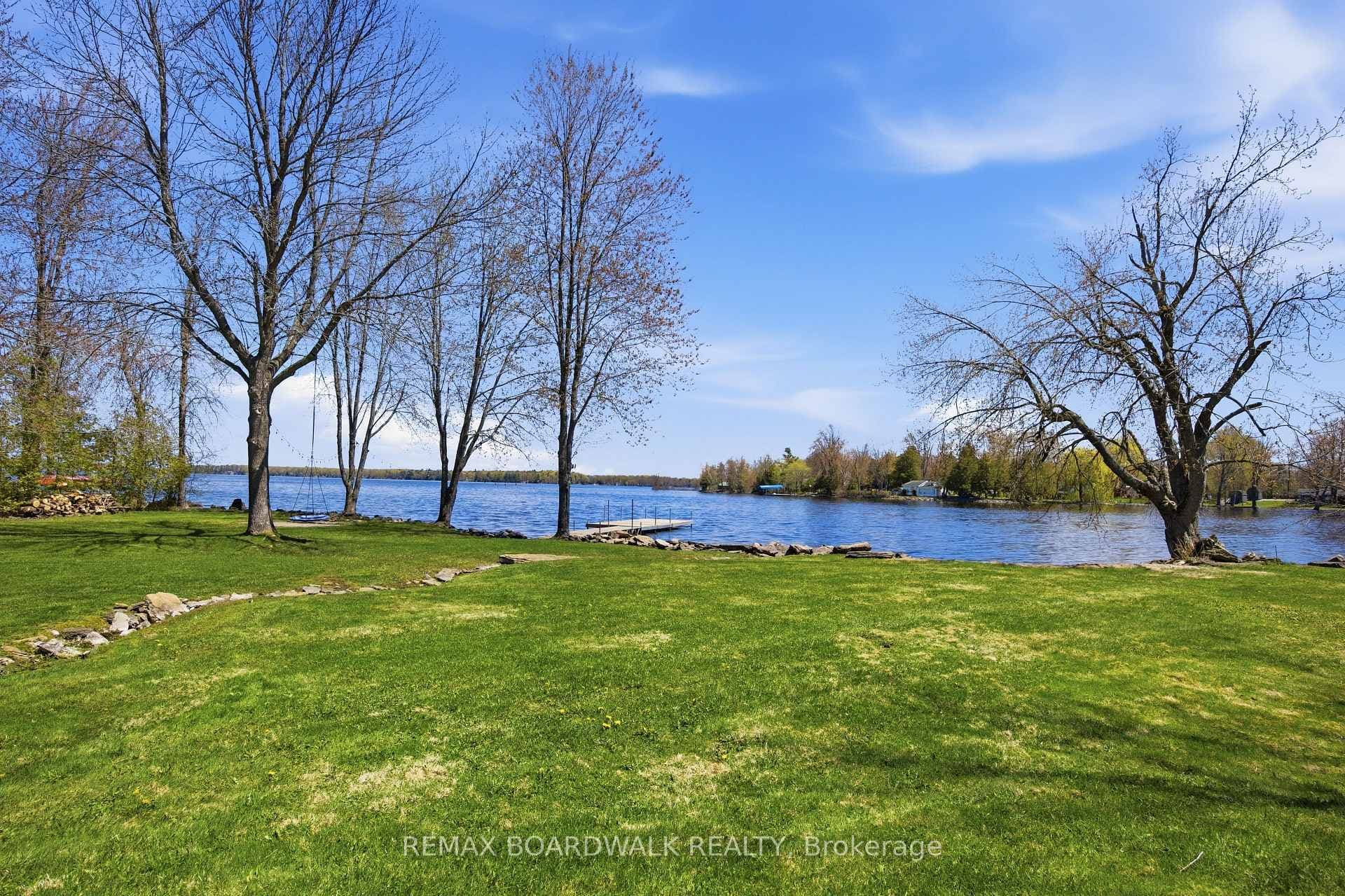 100 Mcculloughs Landing photo 29