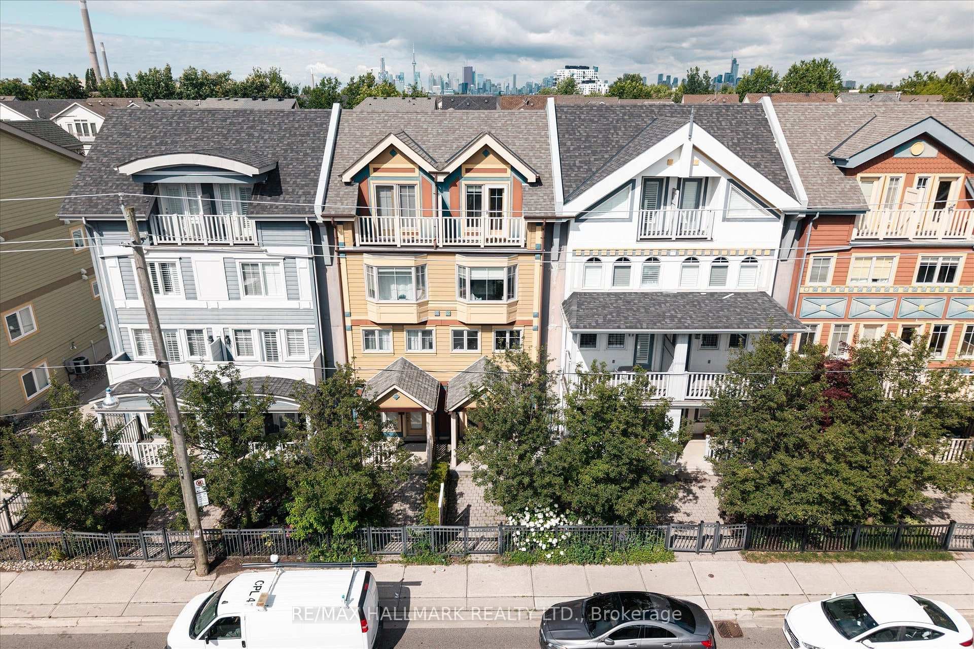 82 Woodbine Avenue photo 1