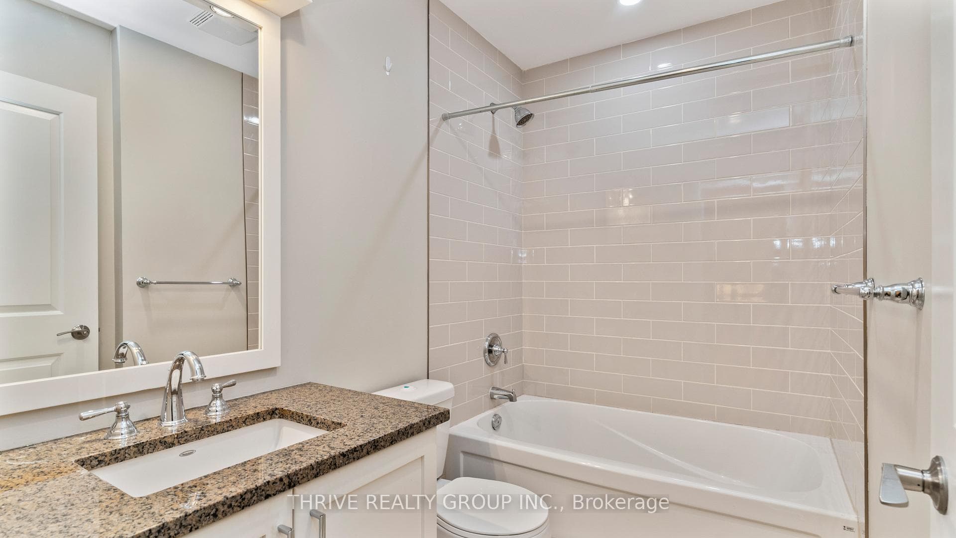 340 Sugarcreek Trail Unit 105 photo 26