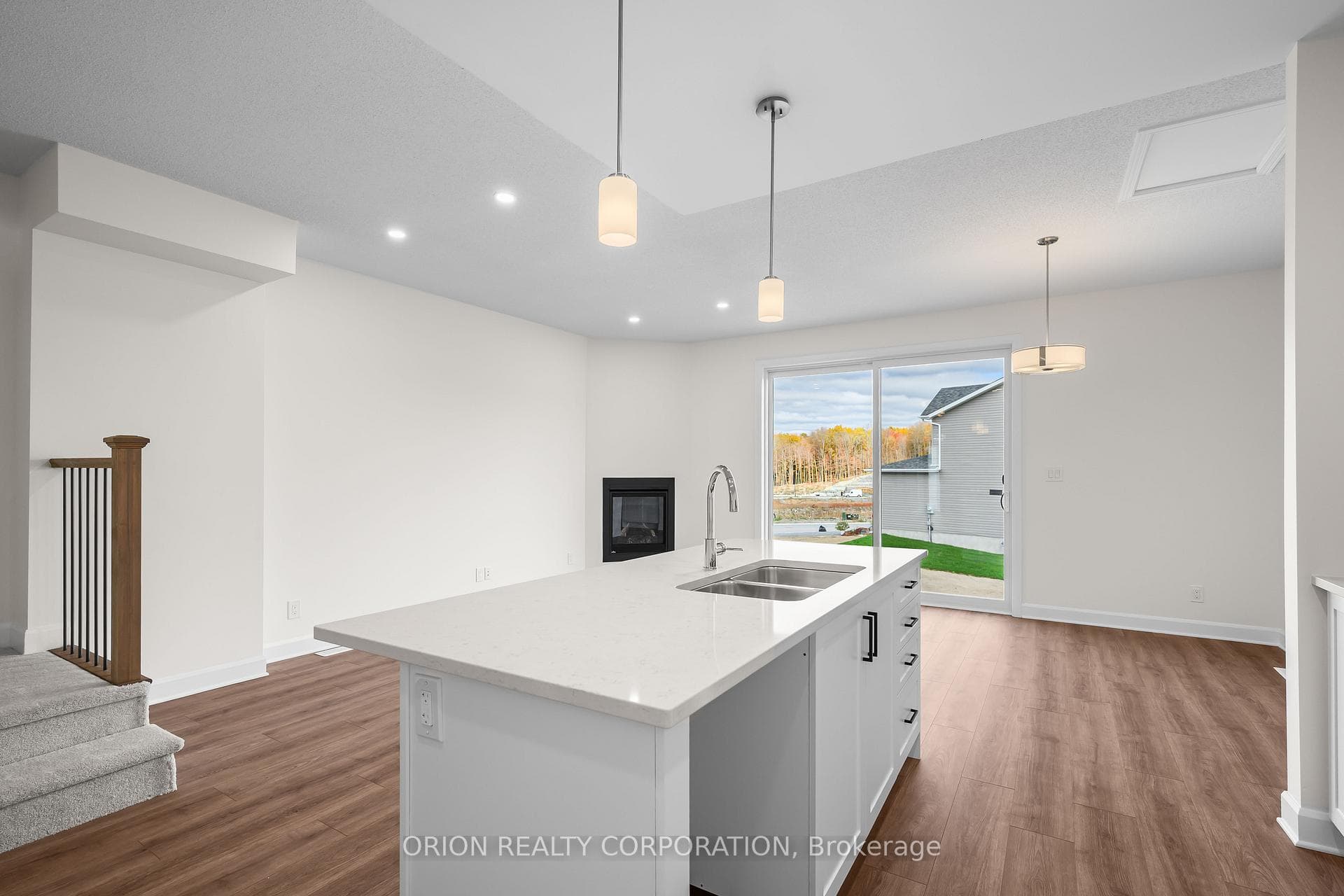 232 Dockside Drive photo 10