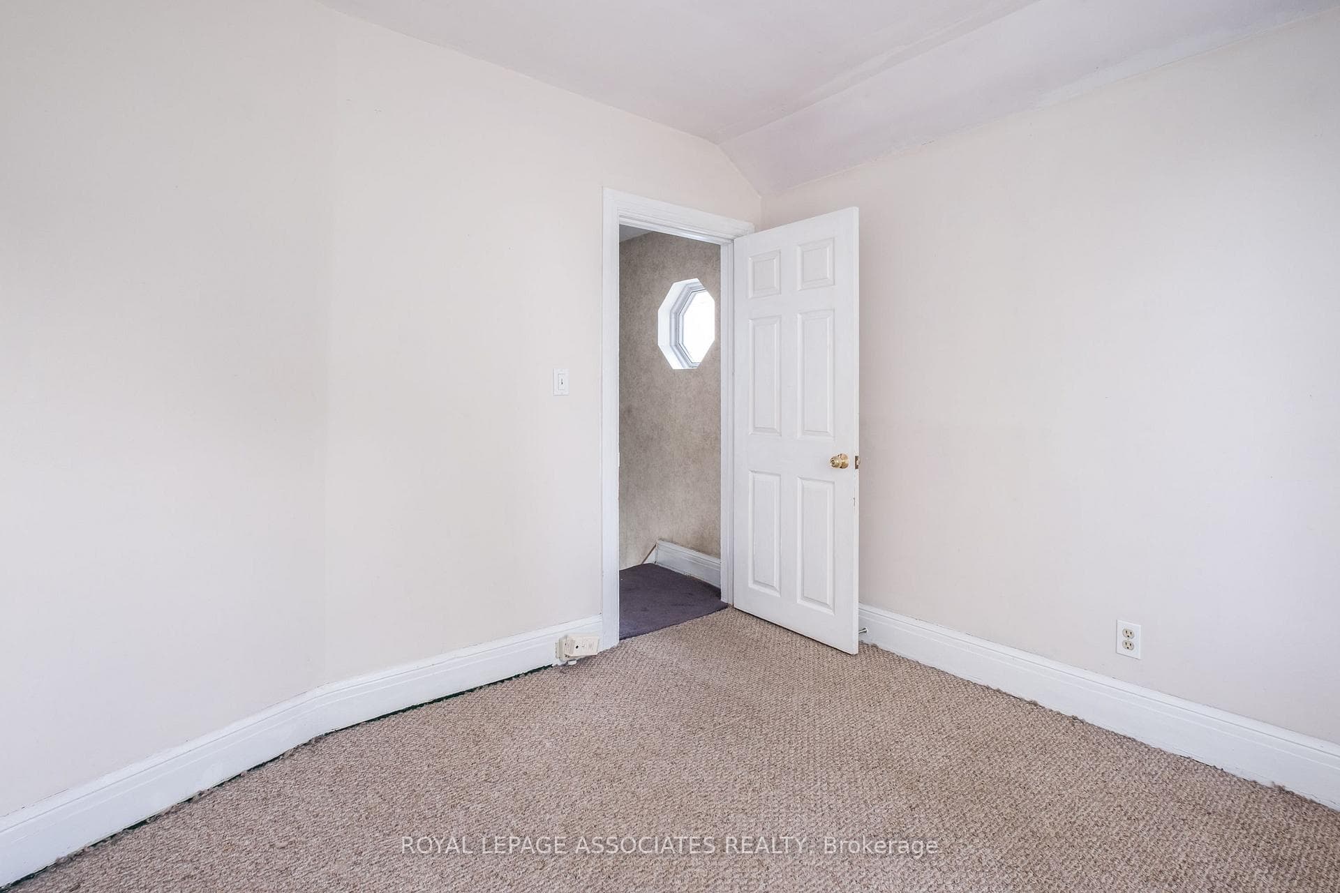 136 Aylesworth Avenue photo 39