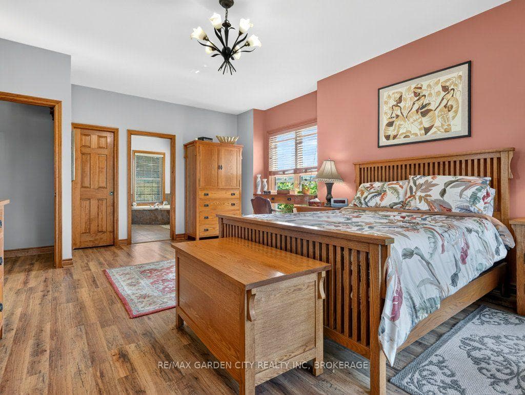 3297 Tallman Drive photo 28