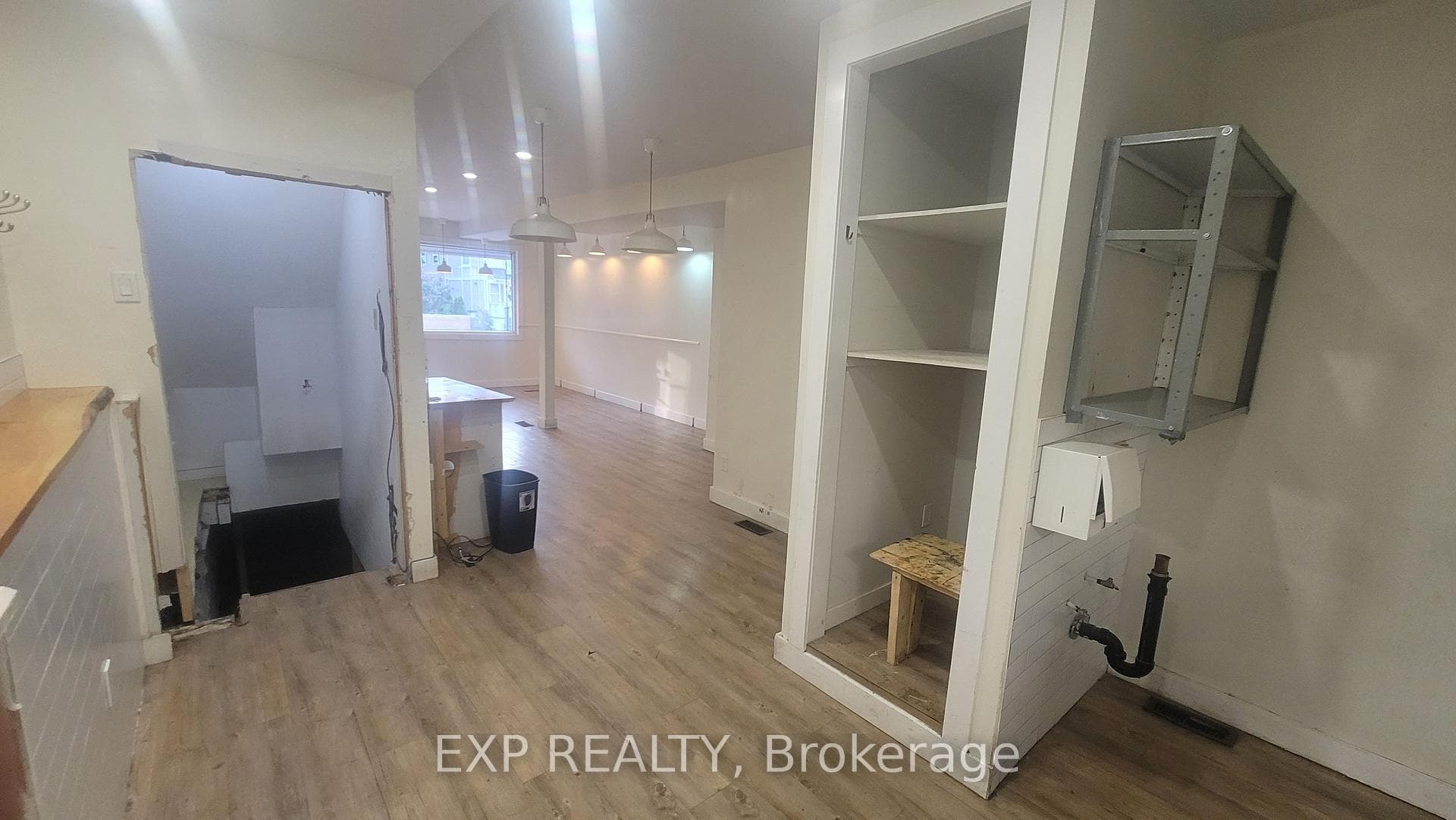 83 Holland Avenue photo 9
