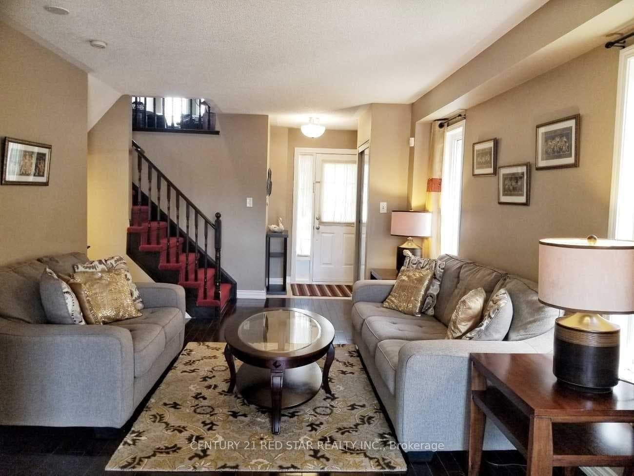 1476 Spring Garden Court photo 2