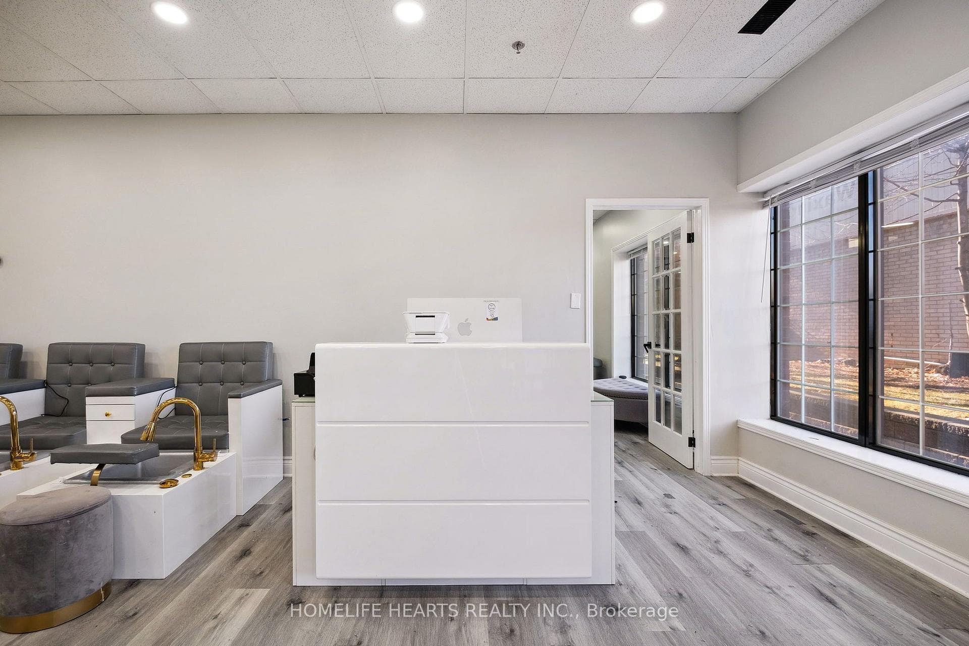 2180 Credit Valley Road Unit 106B photo 16