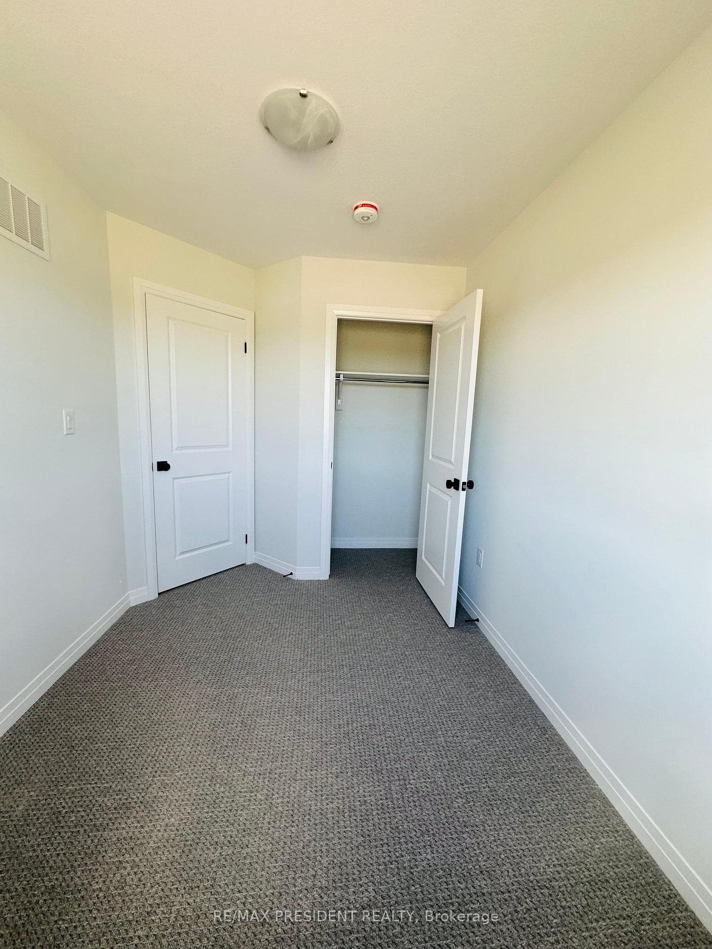 155 Equestrian Way Unit 81 photo 18