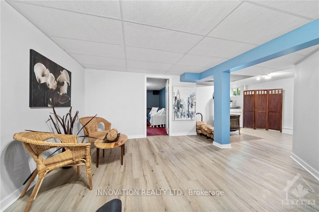 5297 FARMERS Way photo 19