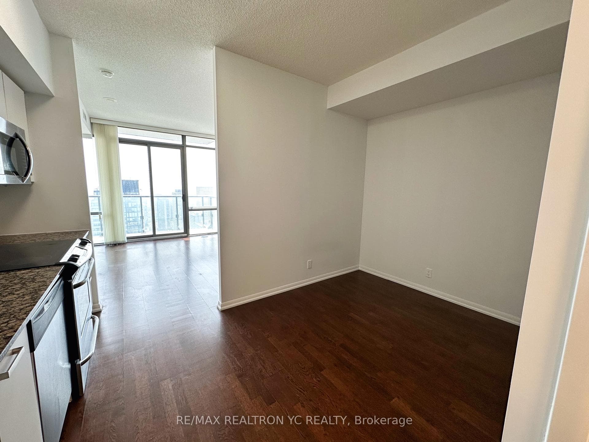 832 Bay Street Unit 4206 photo 8
