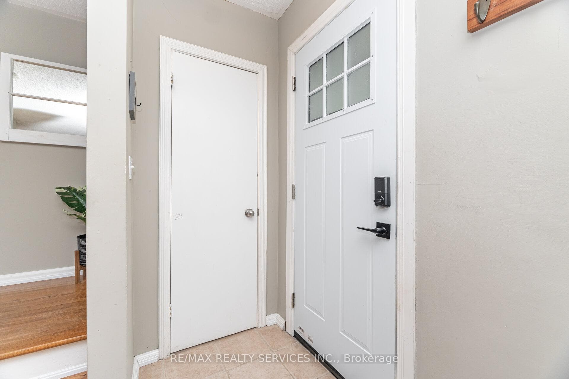 85 Eldomar Avenue photo 7