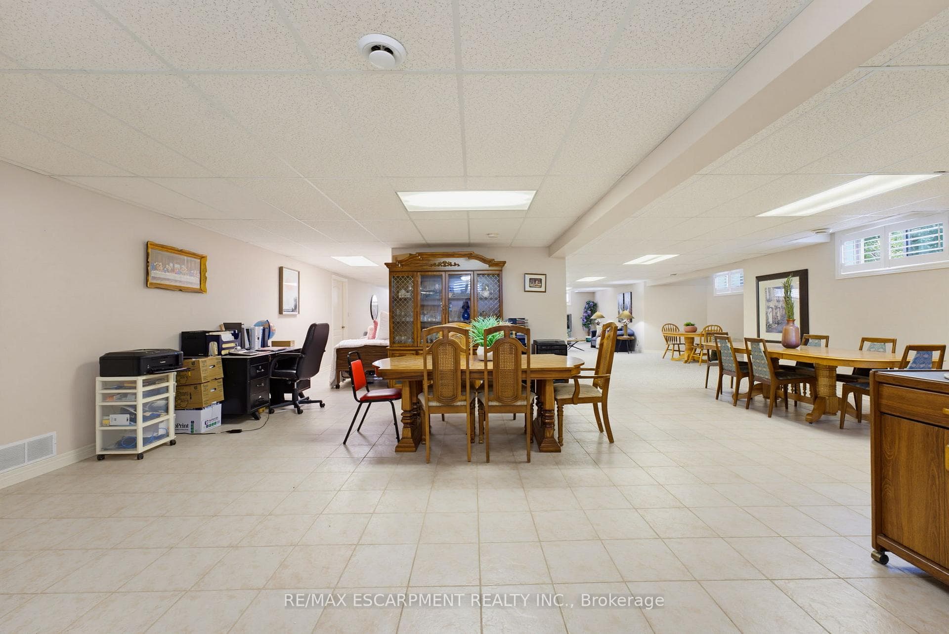 4188 Victoria Avenue photo 36
