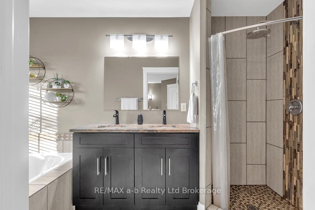9442 Richmond Road photo 24